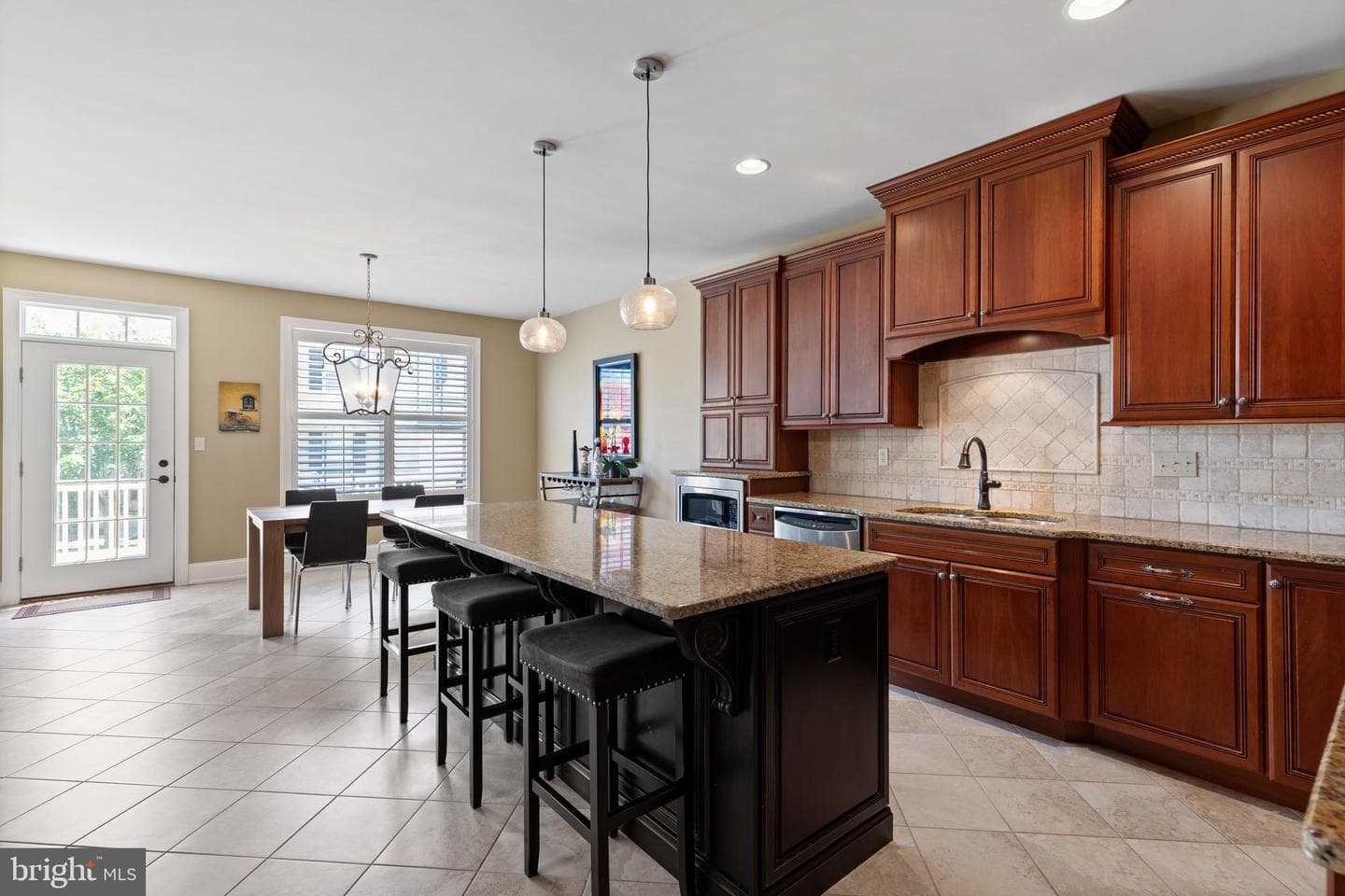 204 Caribou Court photo 4