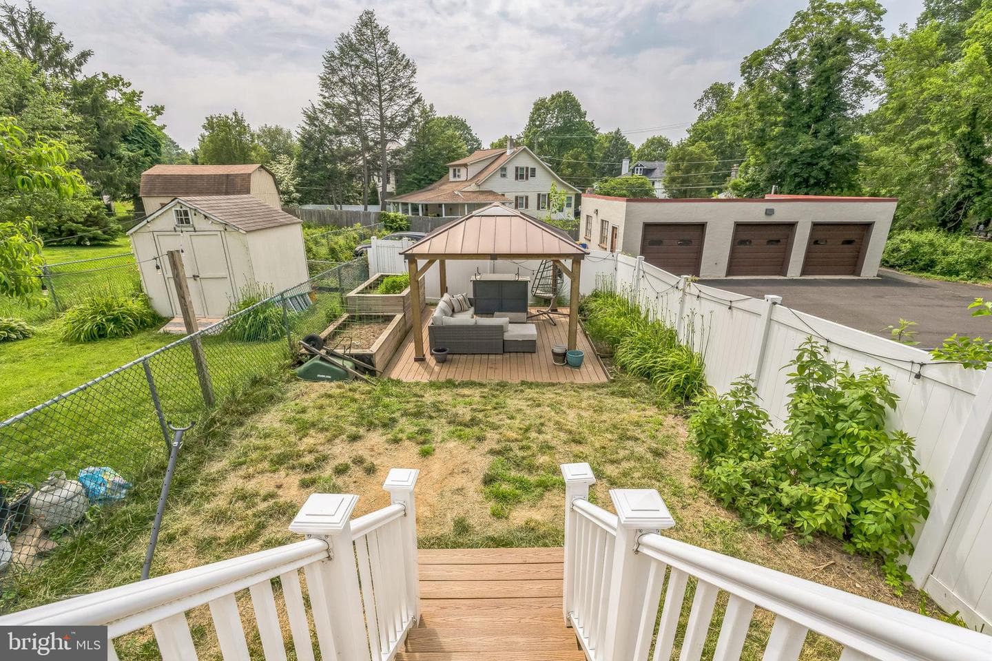429 Maple Street photo 26
