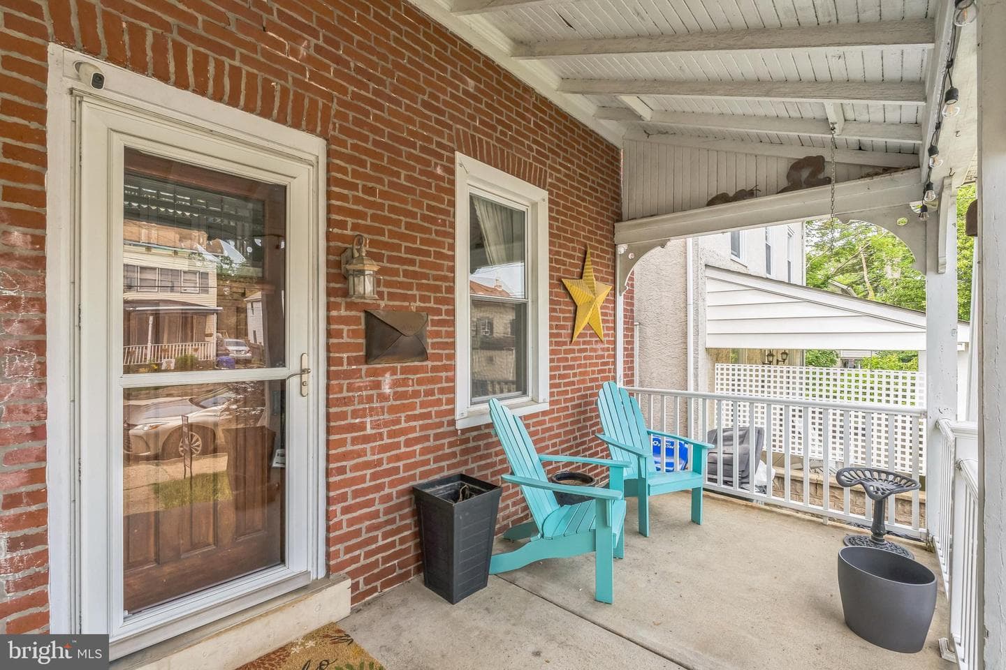 429 Maple Street photo 3