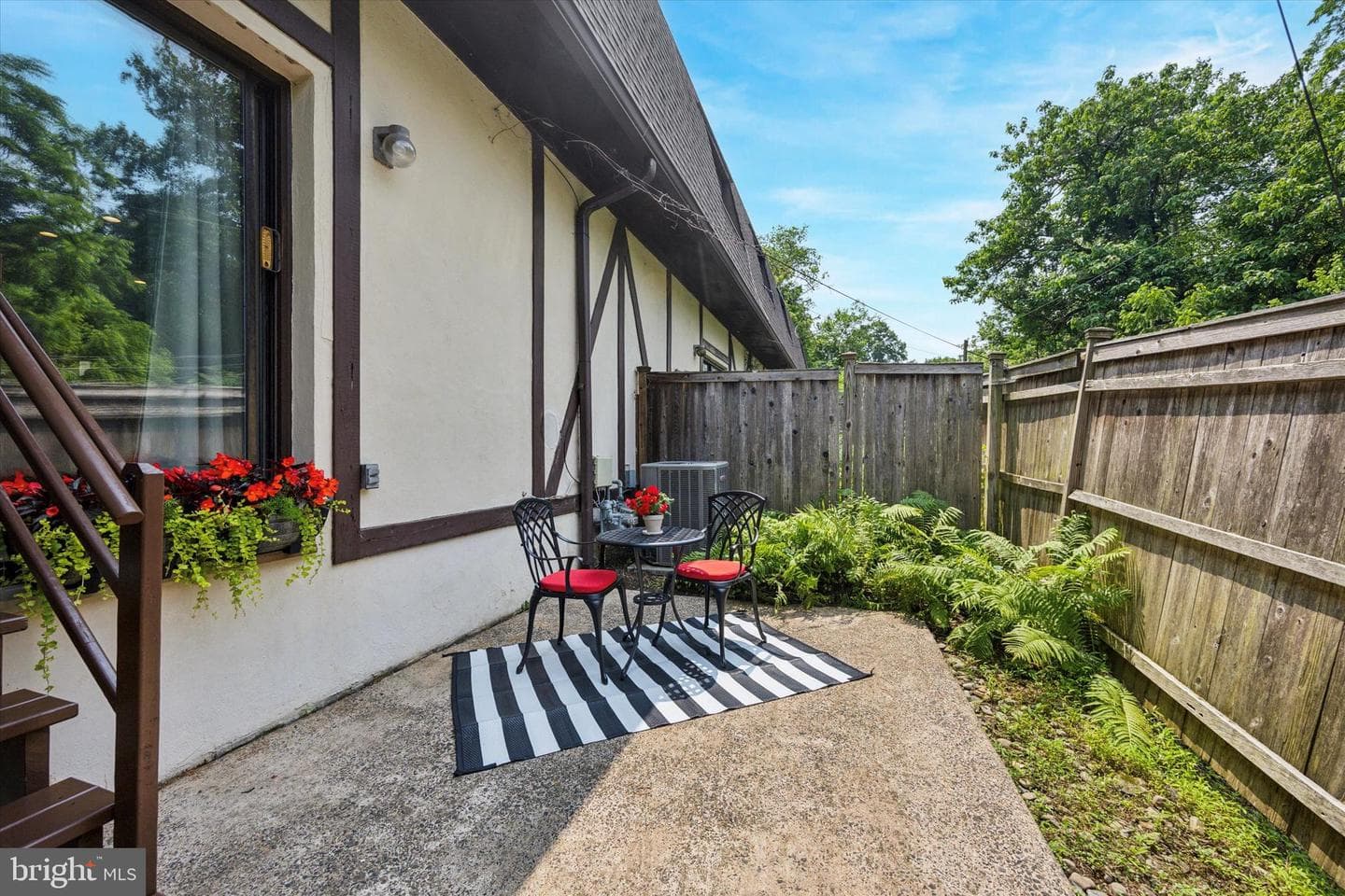 241 Marywatersford Road photo 10