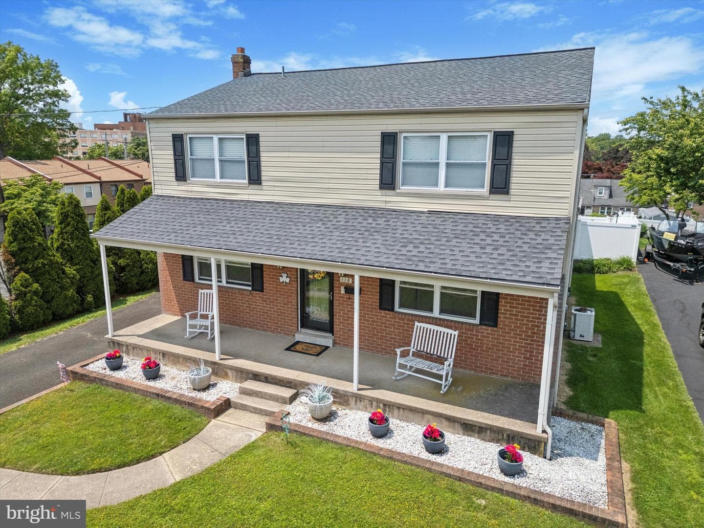 116 Susan Drive photo 1