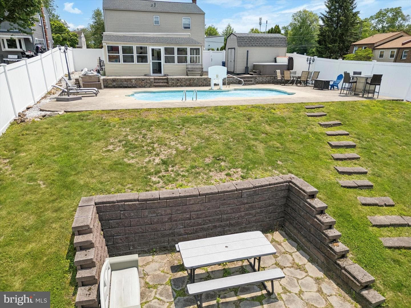 116 Susan Drive photo 6