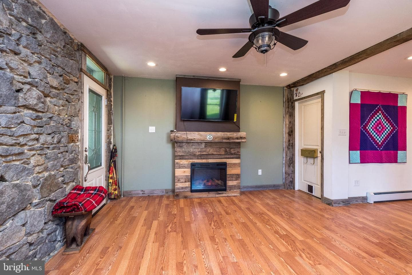 4544 Geryville Pike photo 17