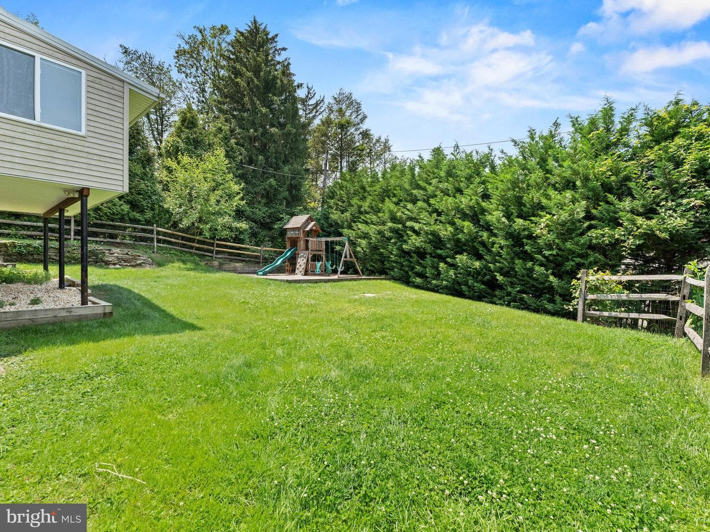 411 Paper Mill Road photo 32