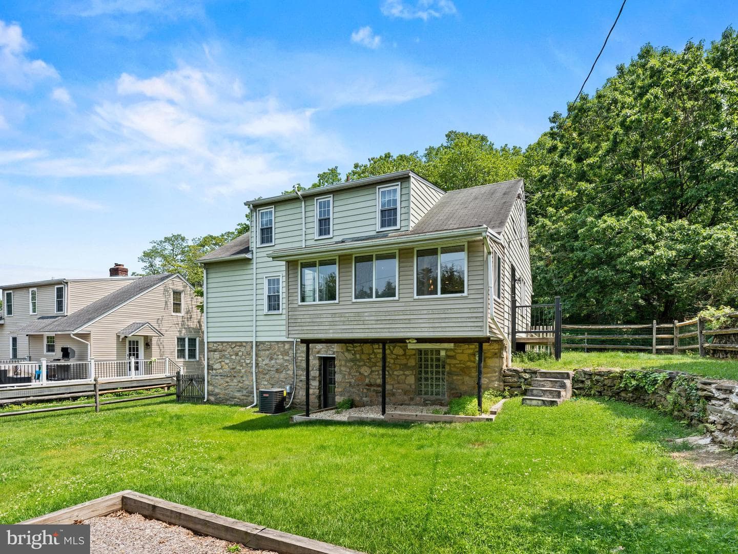 411 Paper Mill Road photo 34