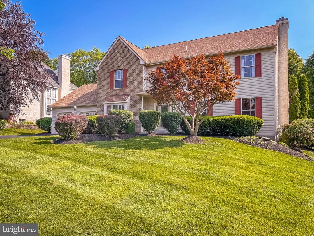 107 Horseshoe Lane photo 2