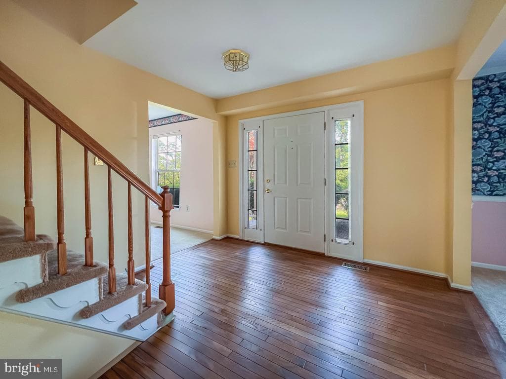 107 Horseshoe Lane photo 3