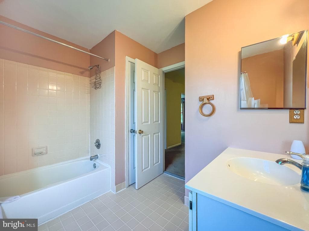 107 Horseshoe Lane photo 34