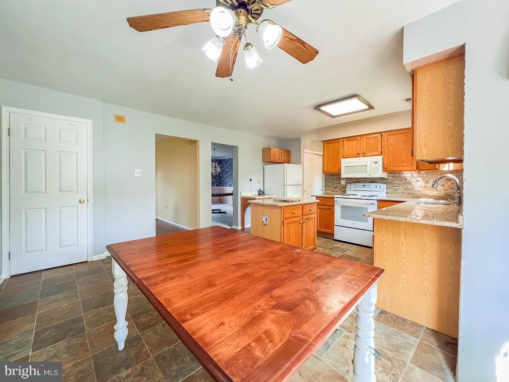 107 Horseshoe Lane photo 8
