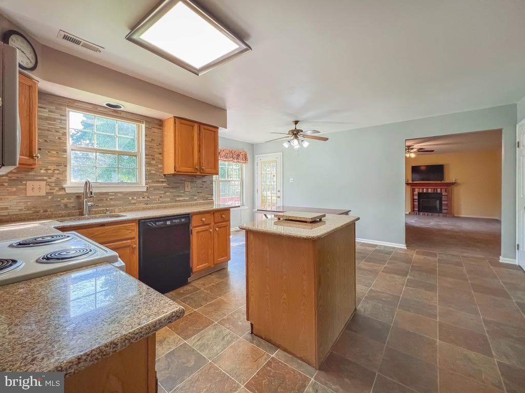 107 Horseshoe Lane photo 9