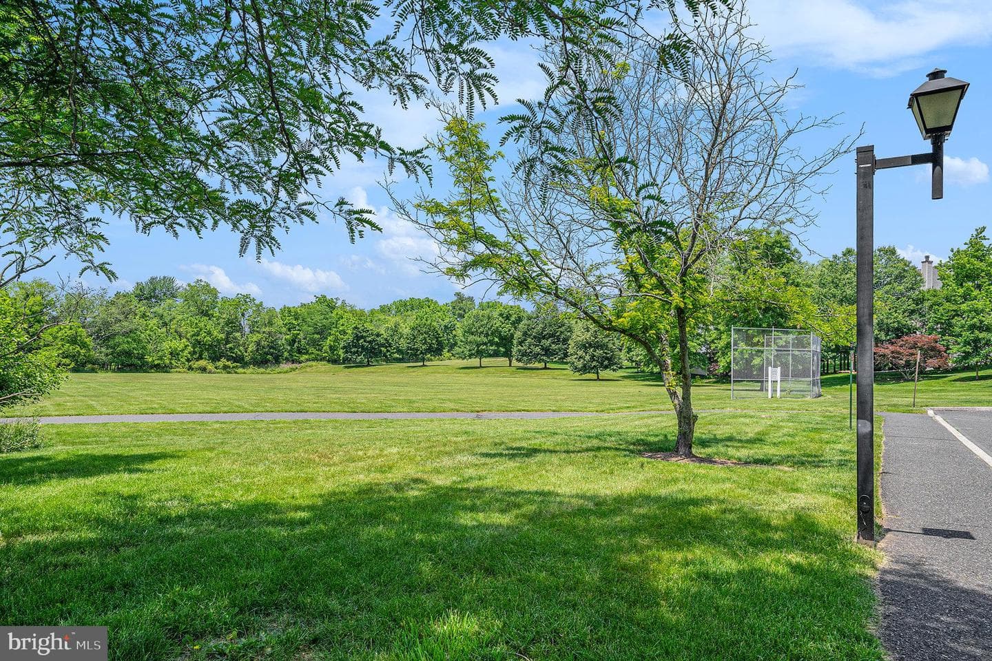 656 Longwood Road photo 39