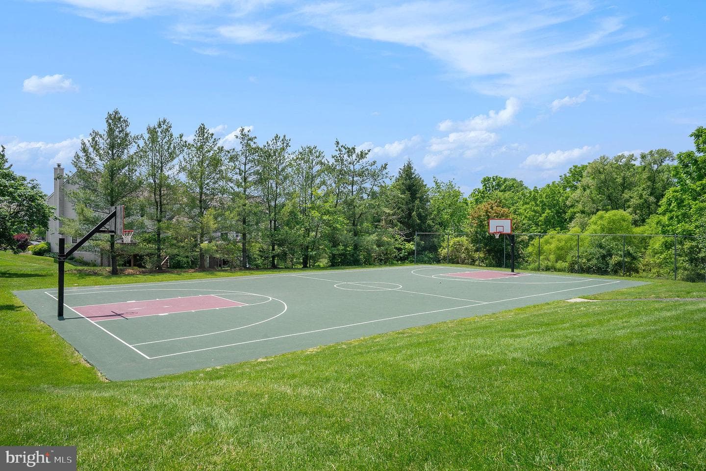 656 Longwood Road photo 40