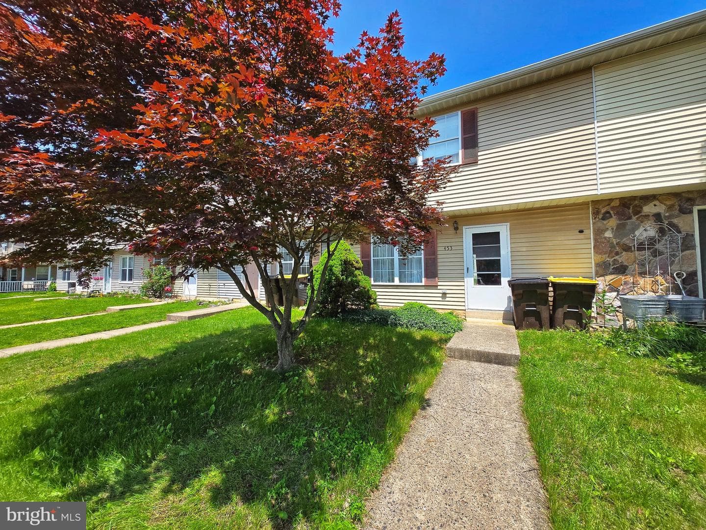 453 Blaker Drive photo 1