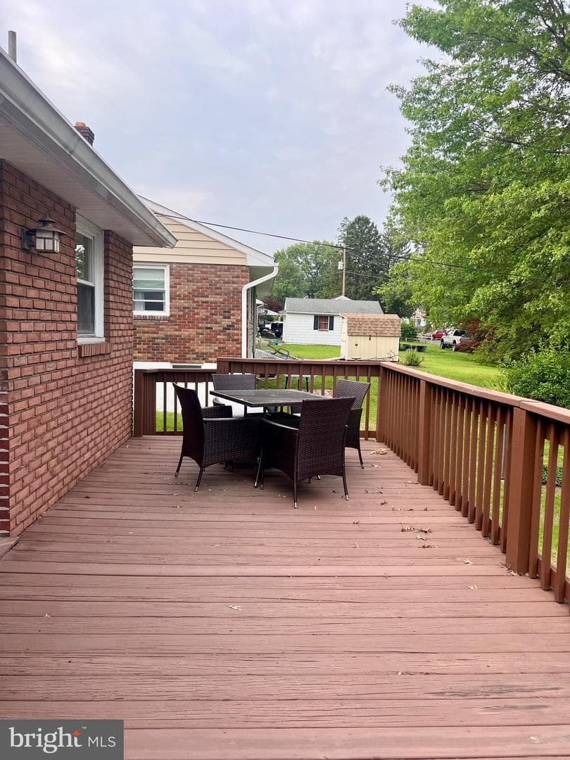 838 N Hanover Street photo 21