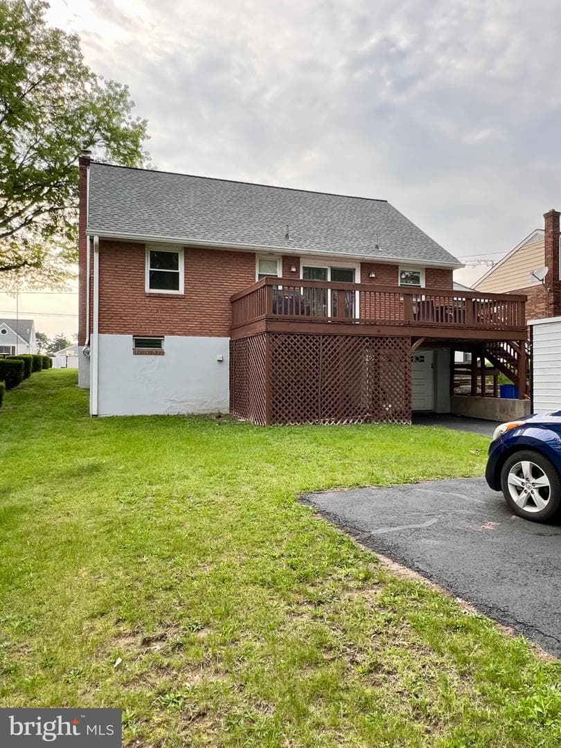 838 N Hanover Street photo 27