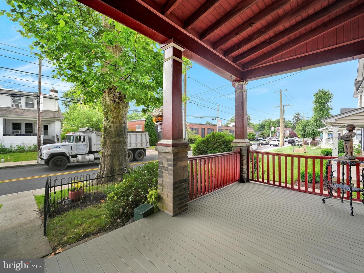 320 W Walnut Street photo 30
