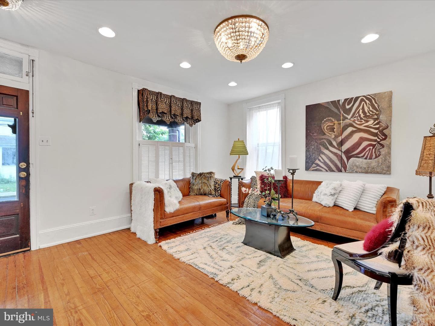 320 W Walnut Street photo 6