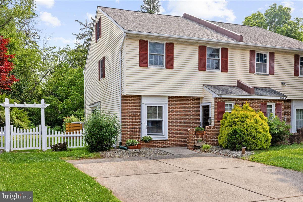2130 Fort Bevon Road photo 2