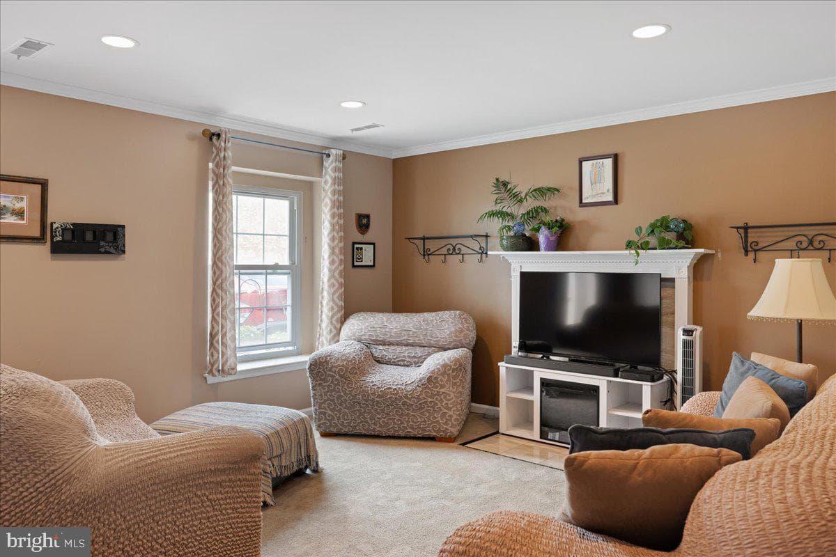 2130 Fort Bevon Road photo 5