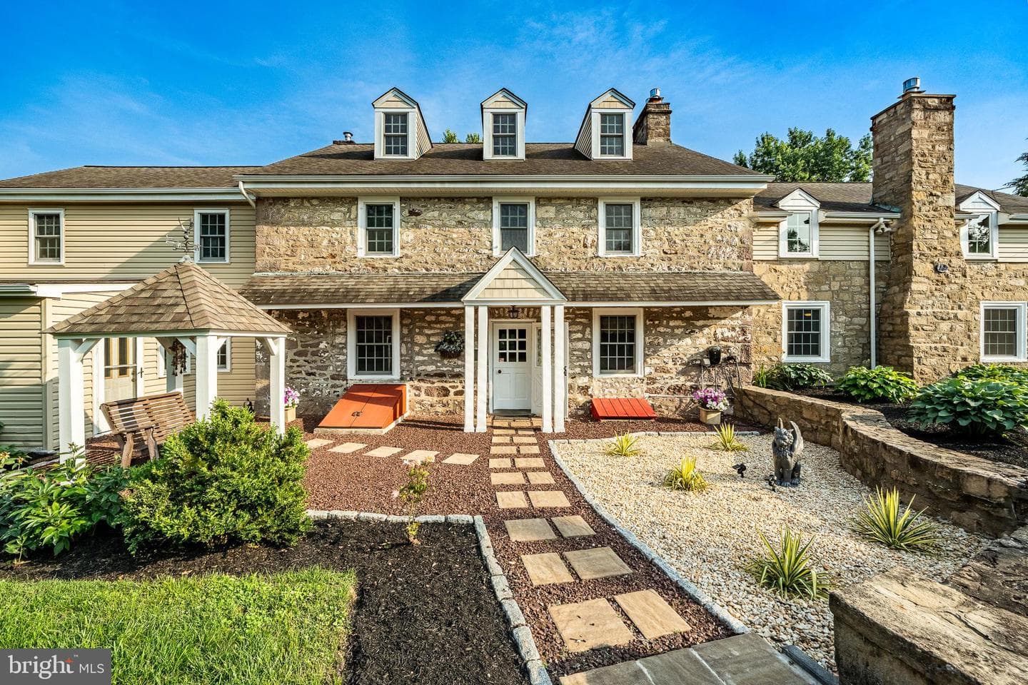 349 Brighton Road photo 3