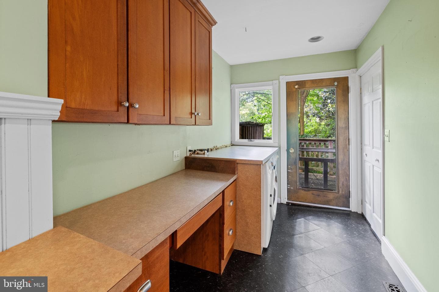 110 Cliff Terrace photo 15