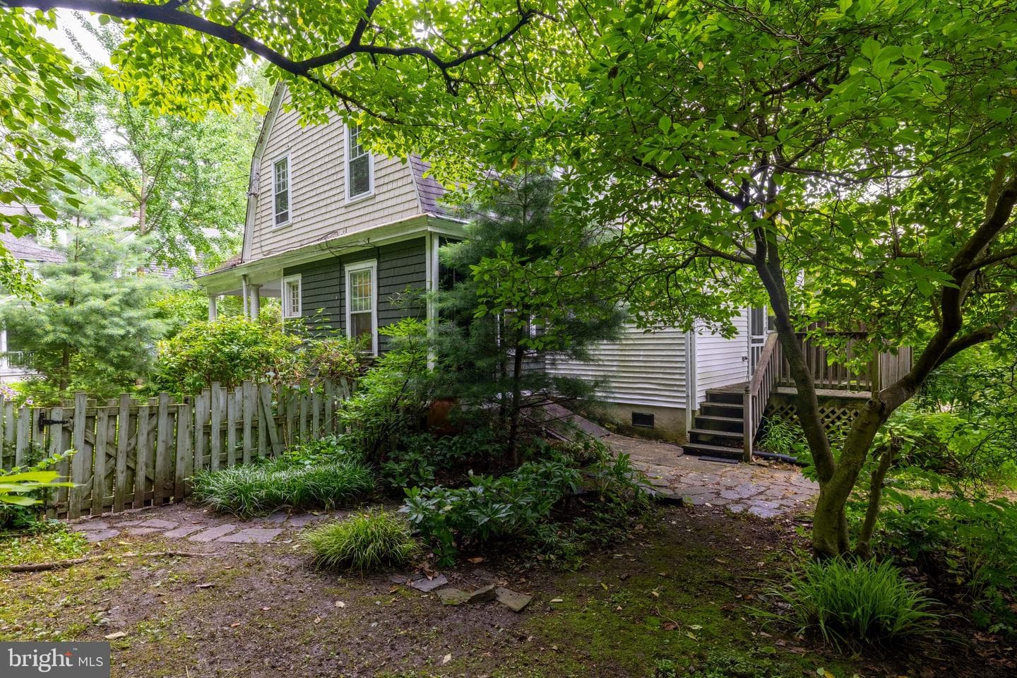 110 Cliff Terrace photo 5