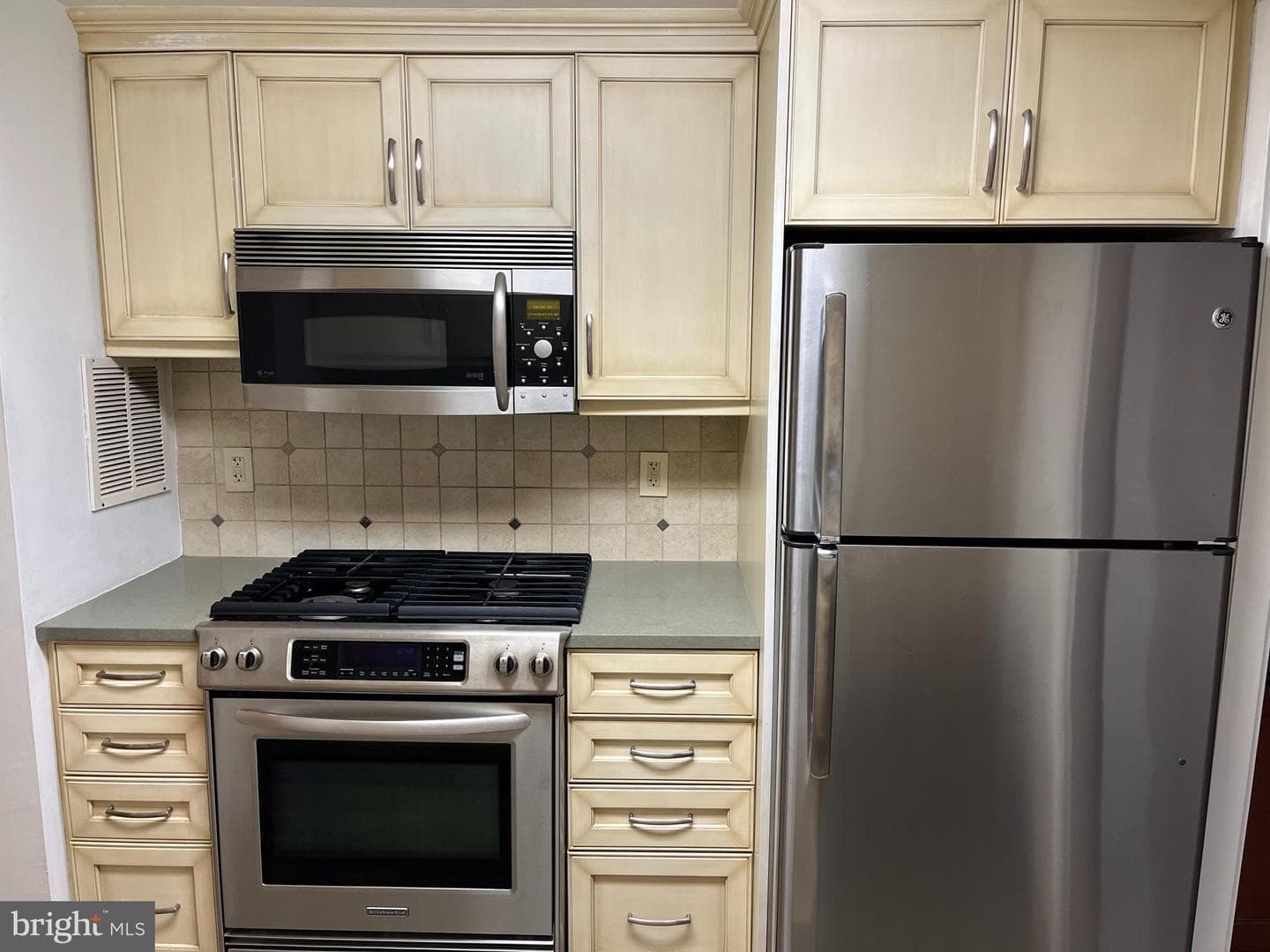 100 West Avenue #118s photo 11