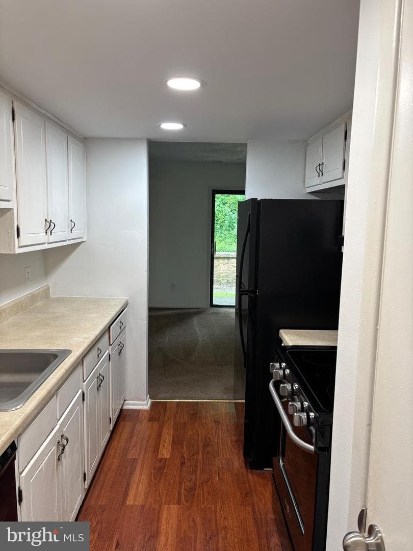 235 Holly Drive photo 5