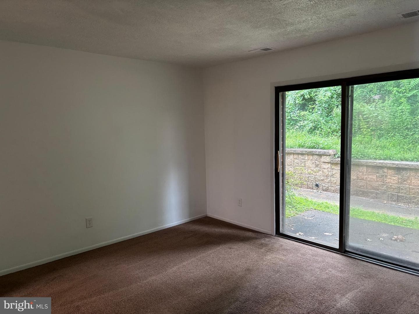235 Holly Drive photo 6
