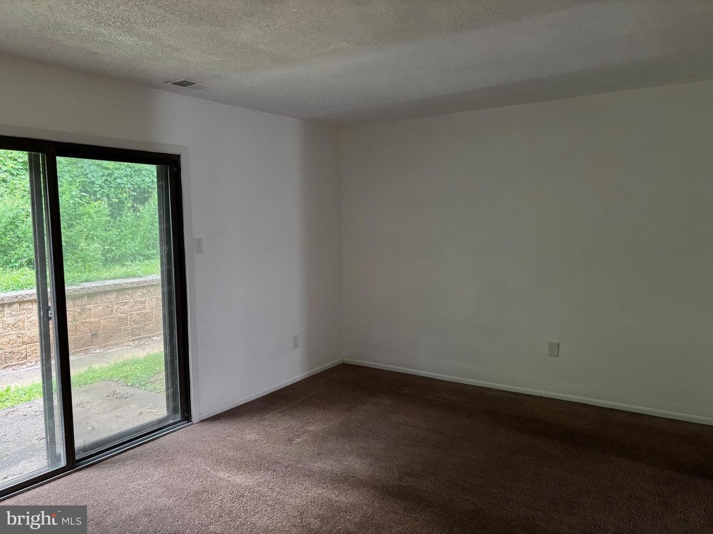 235 Holly Drive photo 7