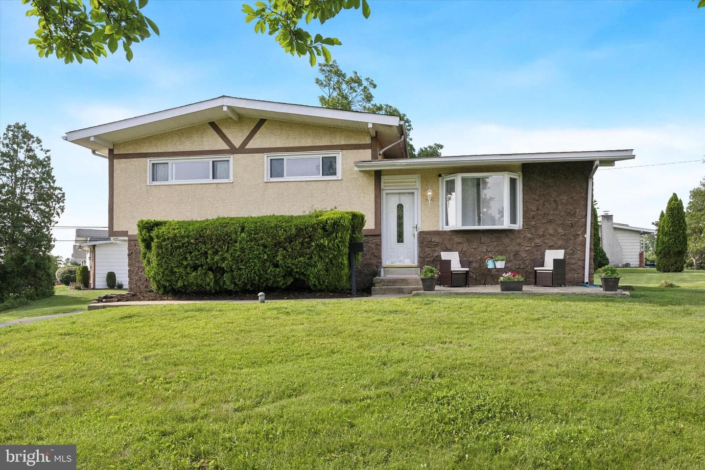 100 Black Hill Road