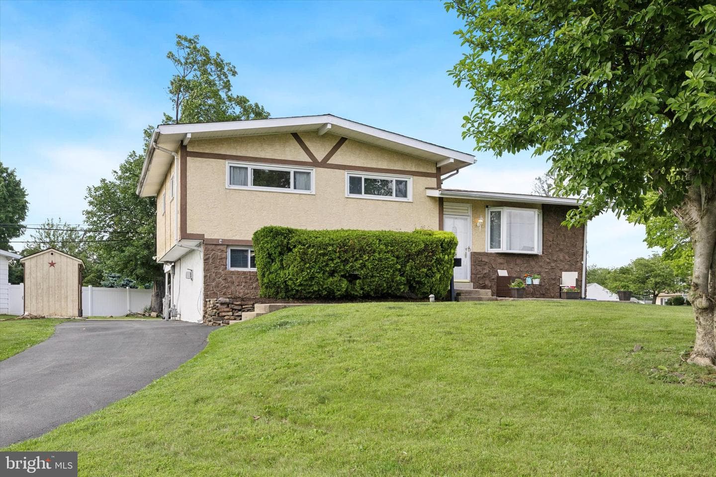 100 Black Hill Road photo 4