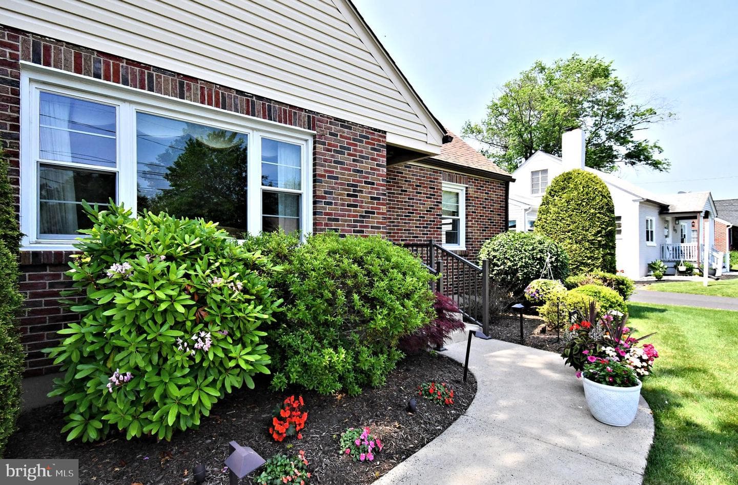 227 Ridge Avenue photo 14