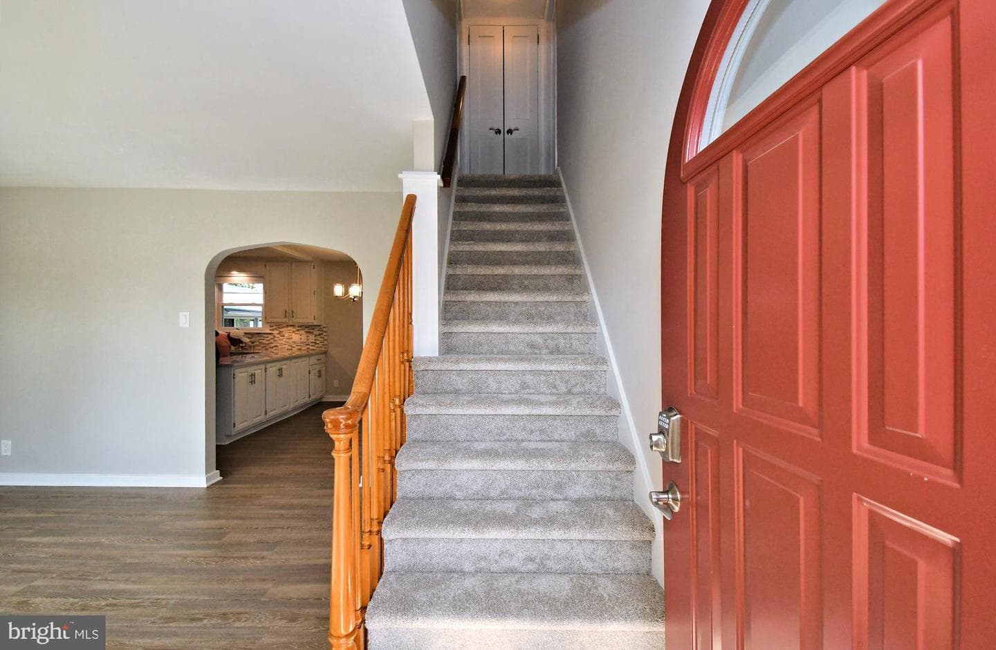 227 Ridge Avenue photo 17