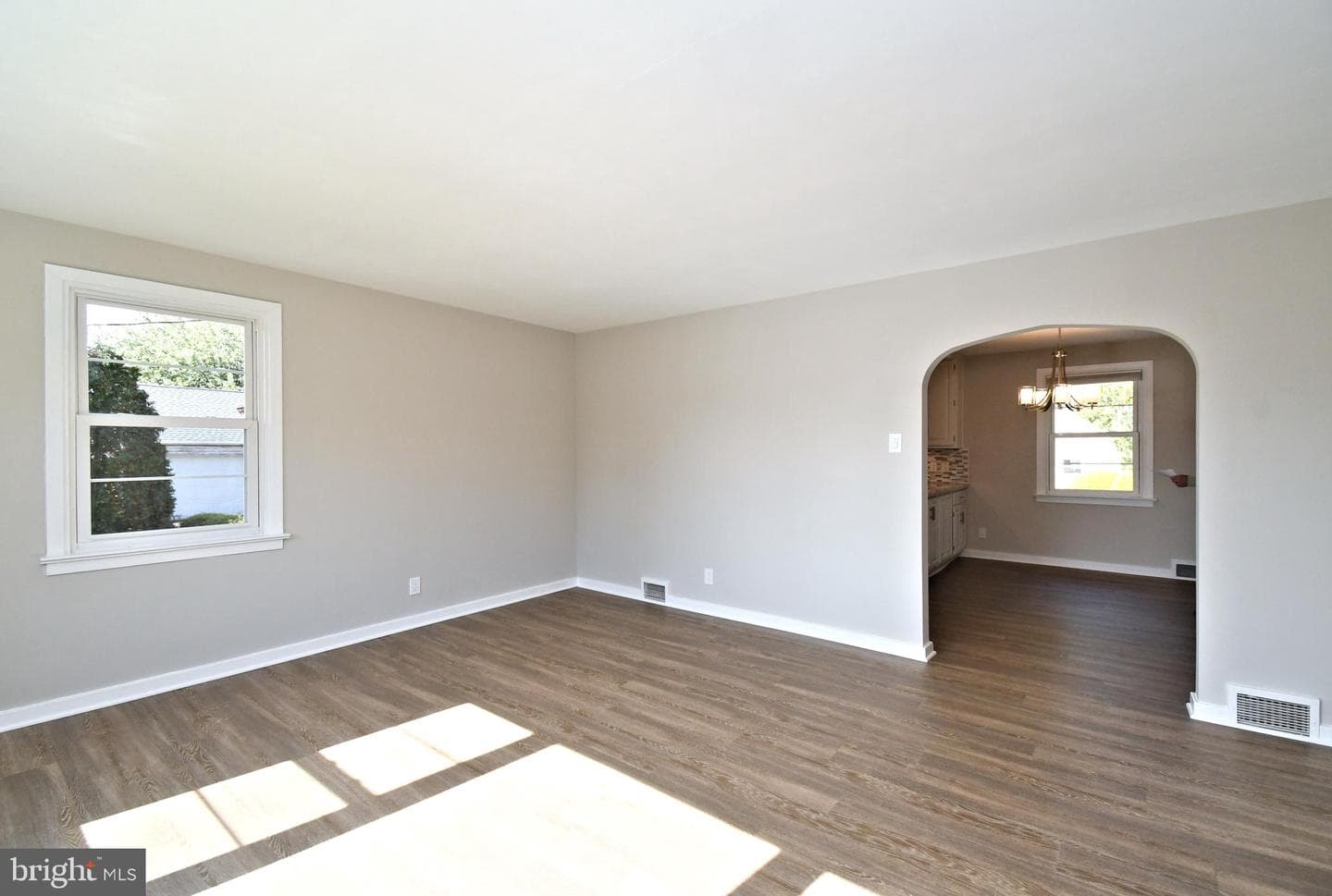 227 Ridge Avenue photo 18