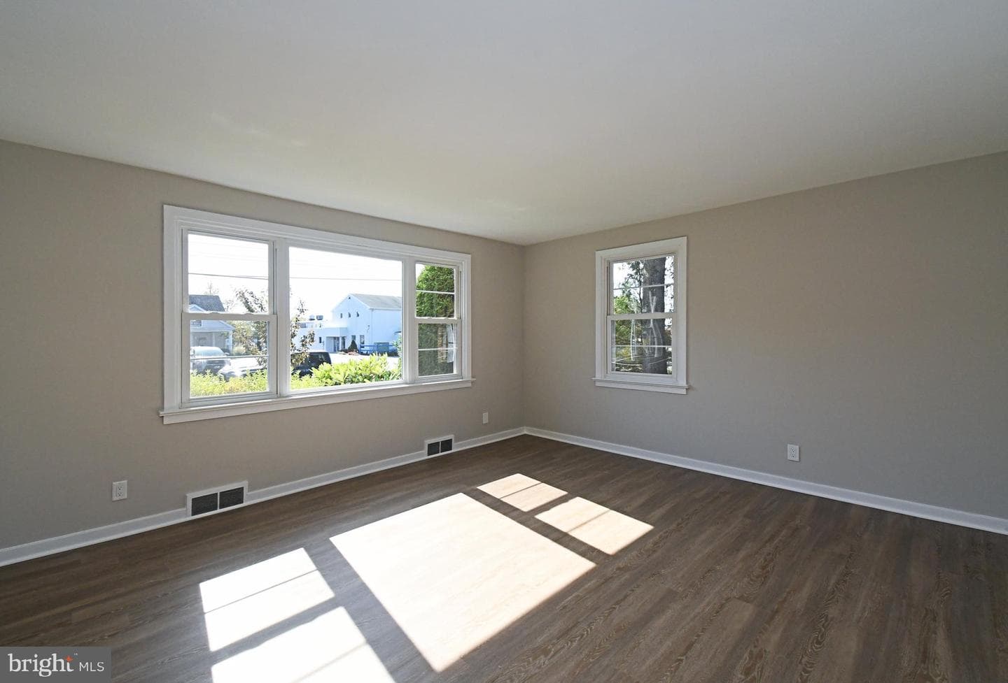 227 Ridge Avenue photo 21