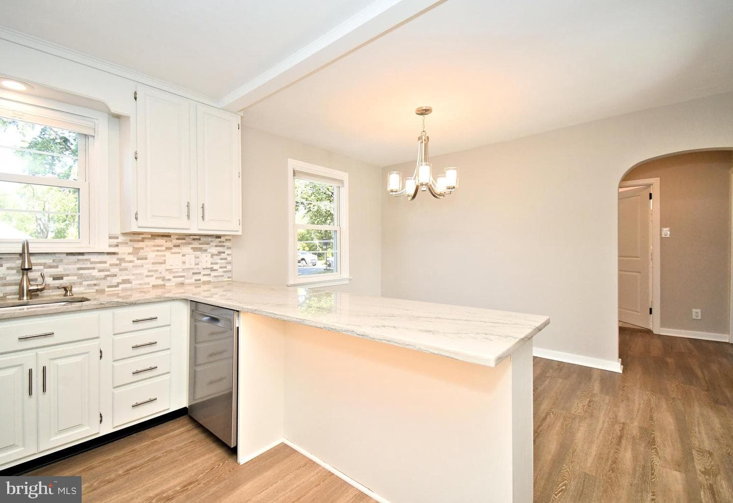 227 Ridge Avenue photo 27
