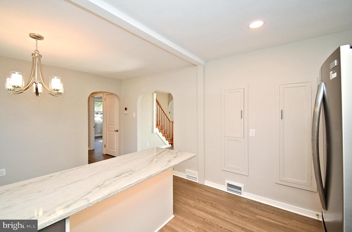 227 Ridge Avenue photo 28