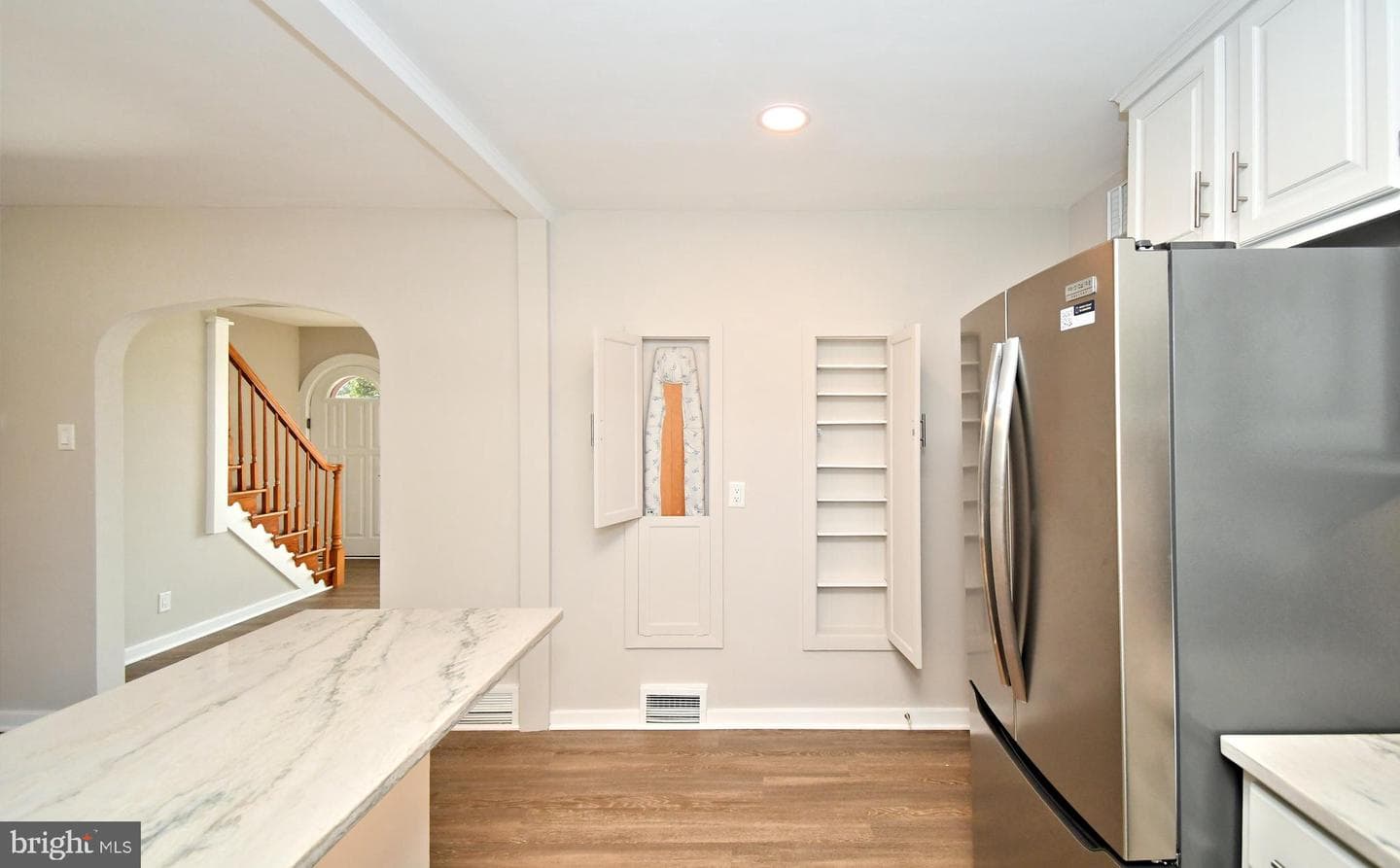 227 Ridge Avenue photo 30