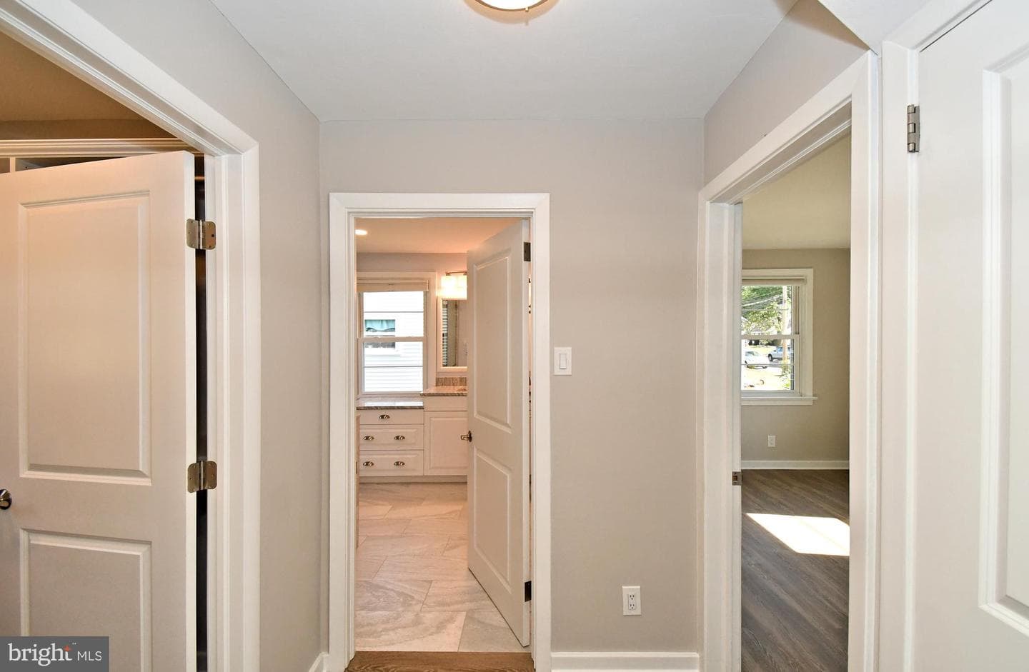 227 Ridge Avenue photo 32