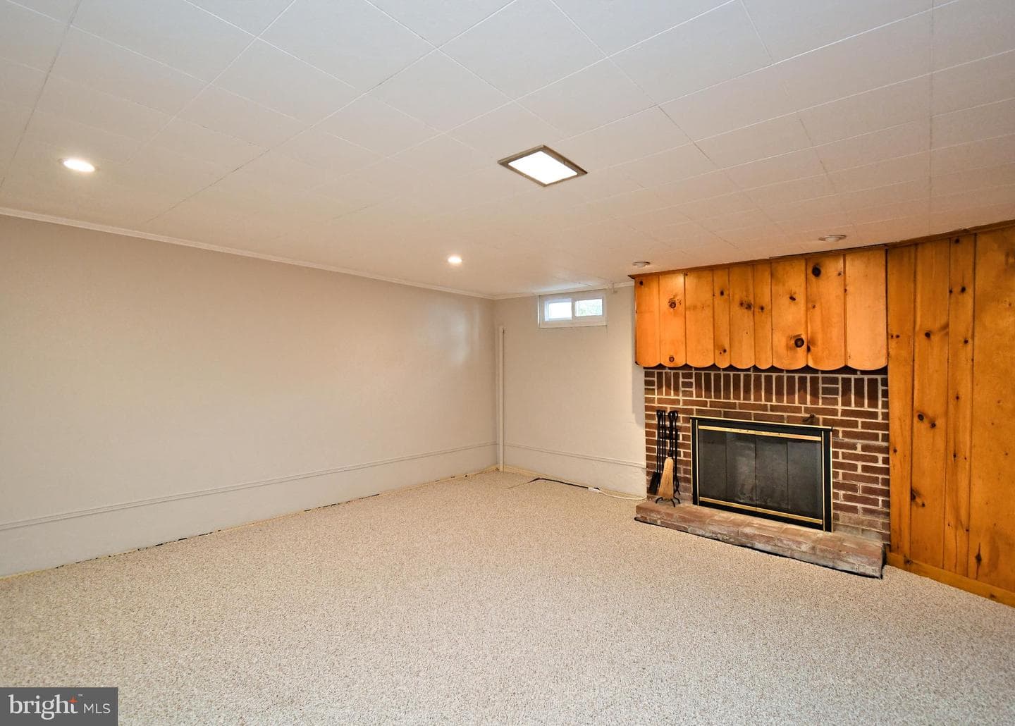 227 Ridge Avenue photo 60