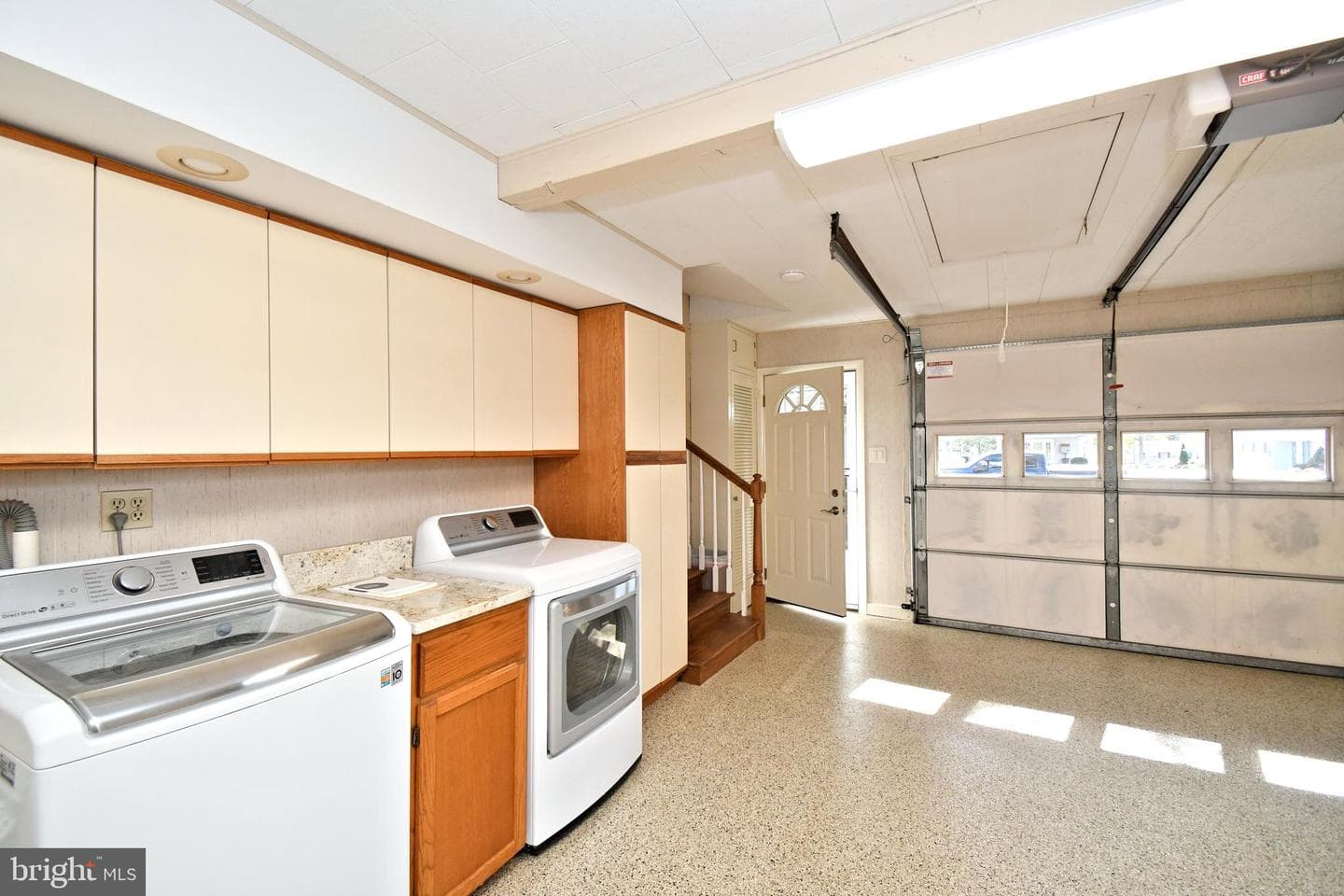 227 Ridge Avenue photo 69