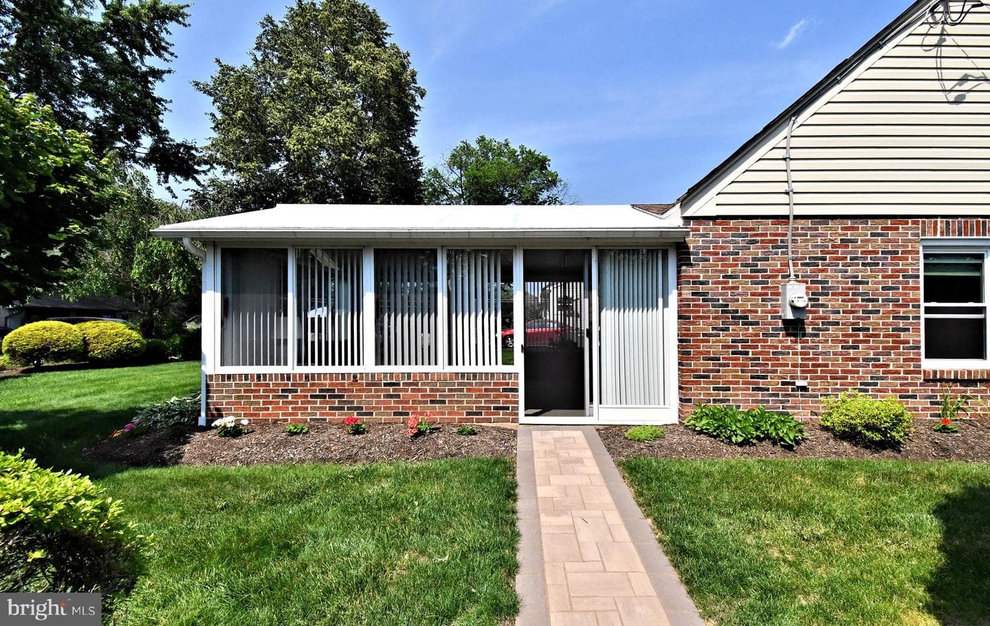 227 Ridge Avenue photo 88