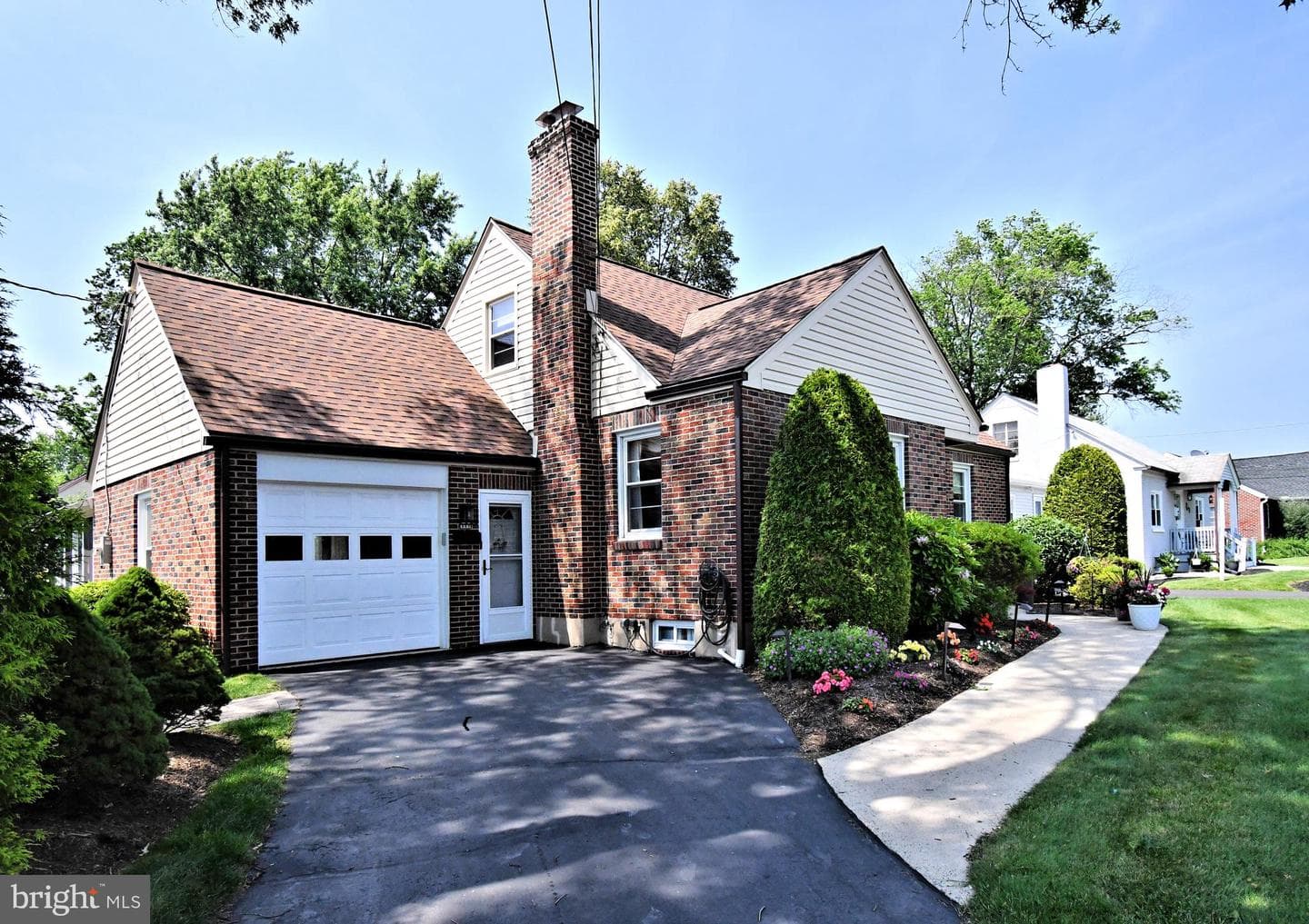 227 Ridge Avenue photo 9