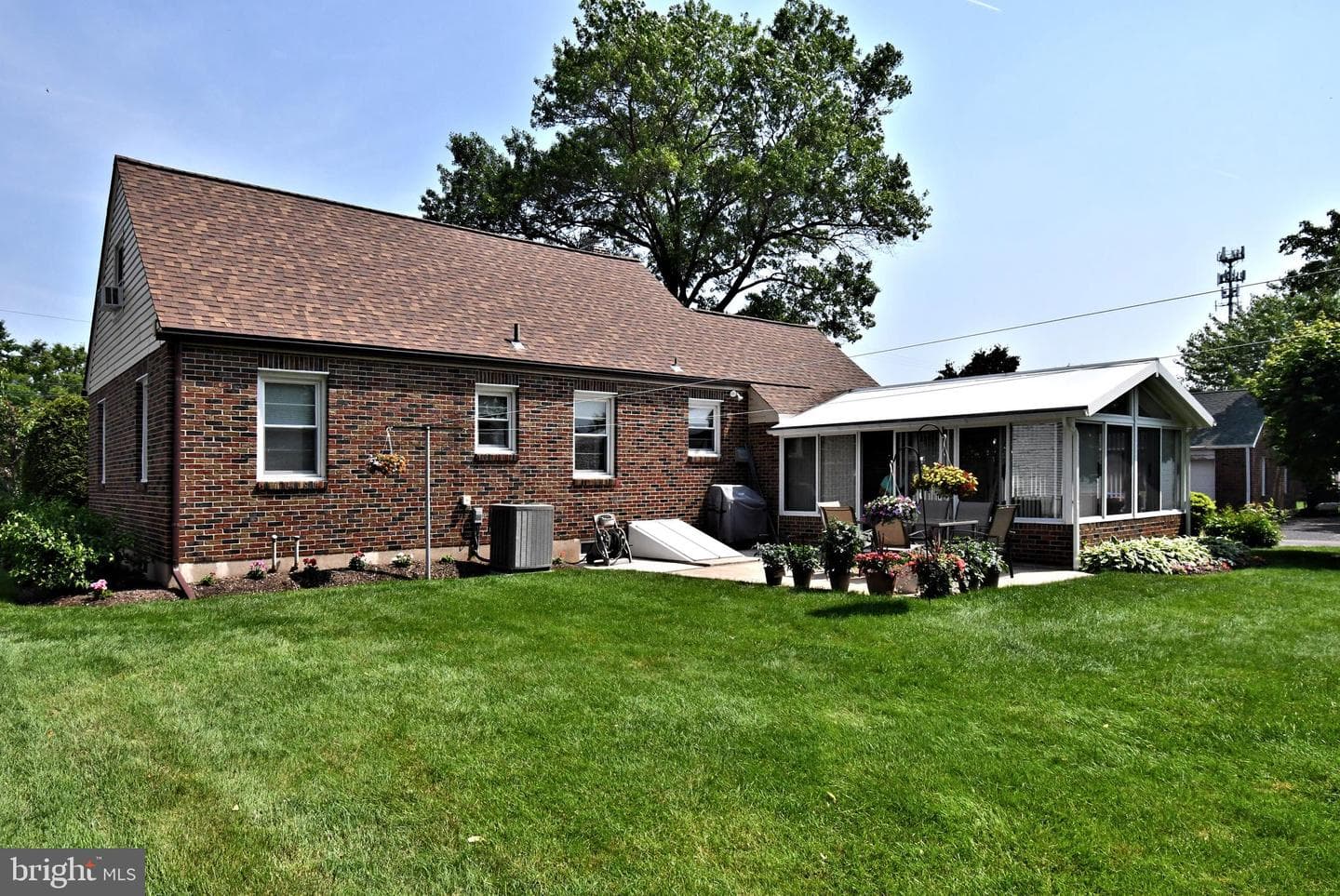 227 Ridge Avenue photo 91