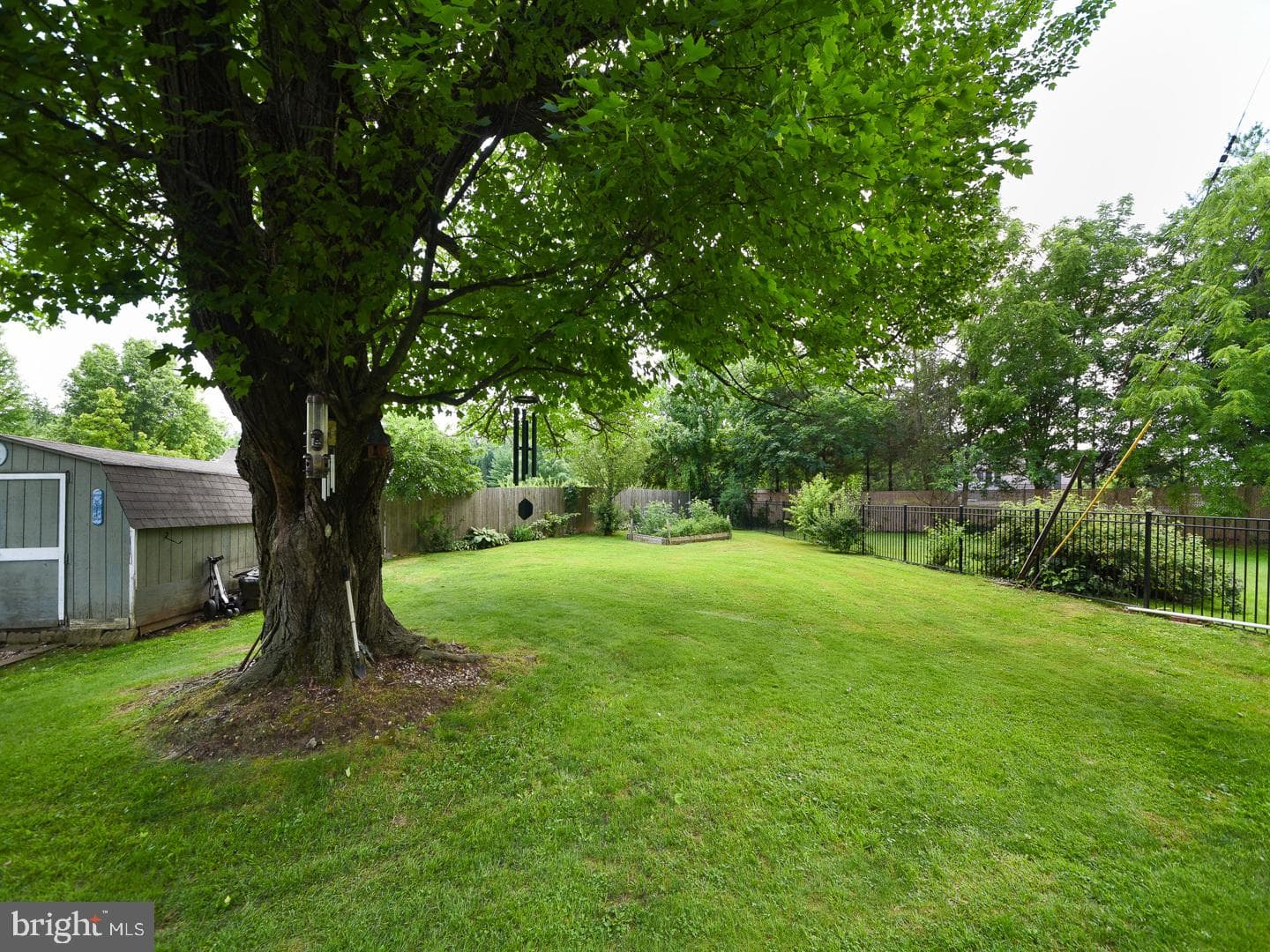 2 Republic Ave photo 11