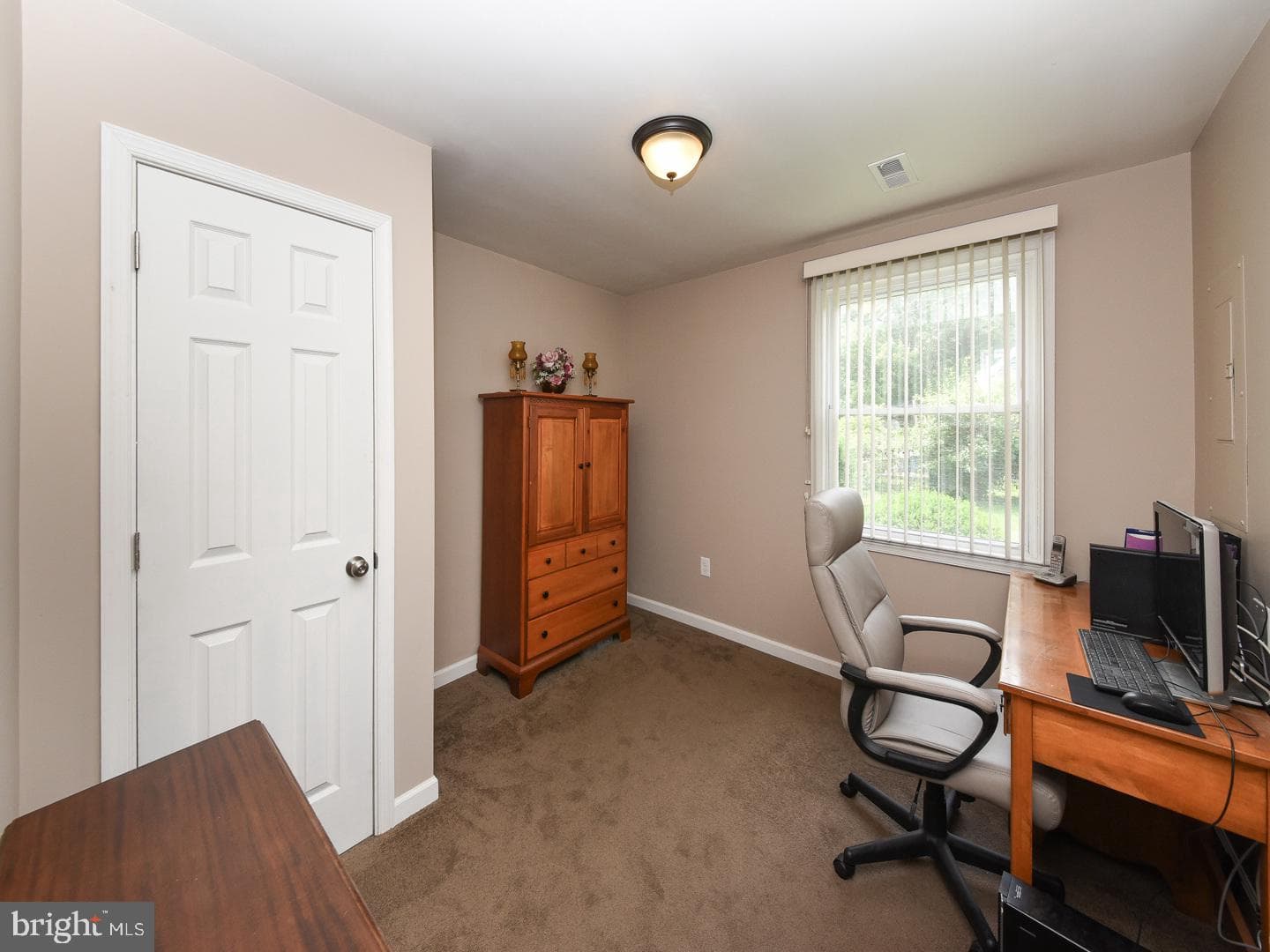 2 Republic Ave photo 26