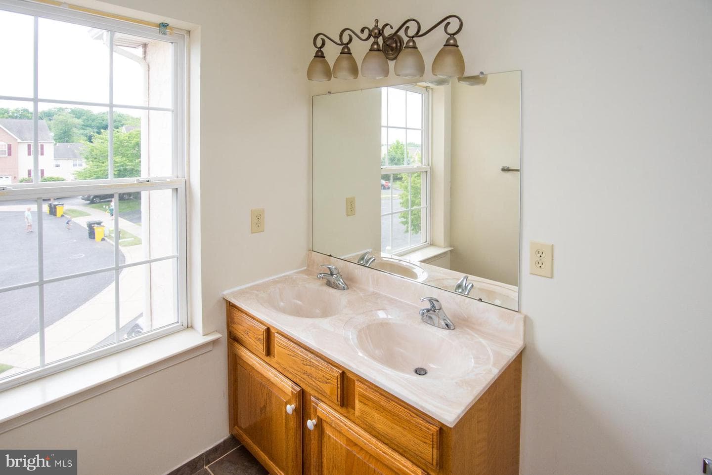 4009 Hoffman Court photo 14