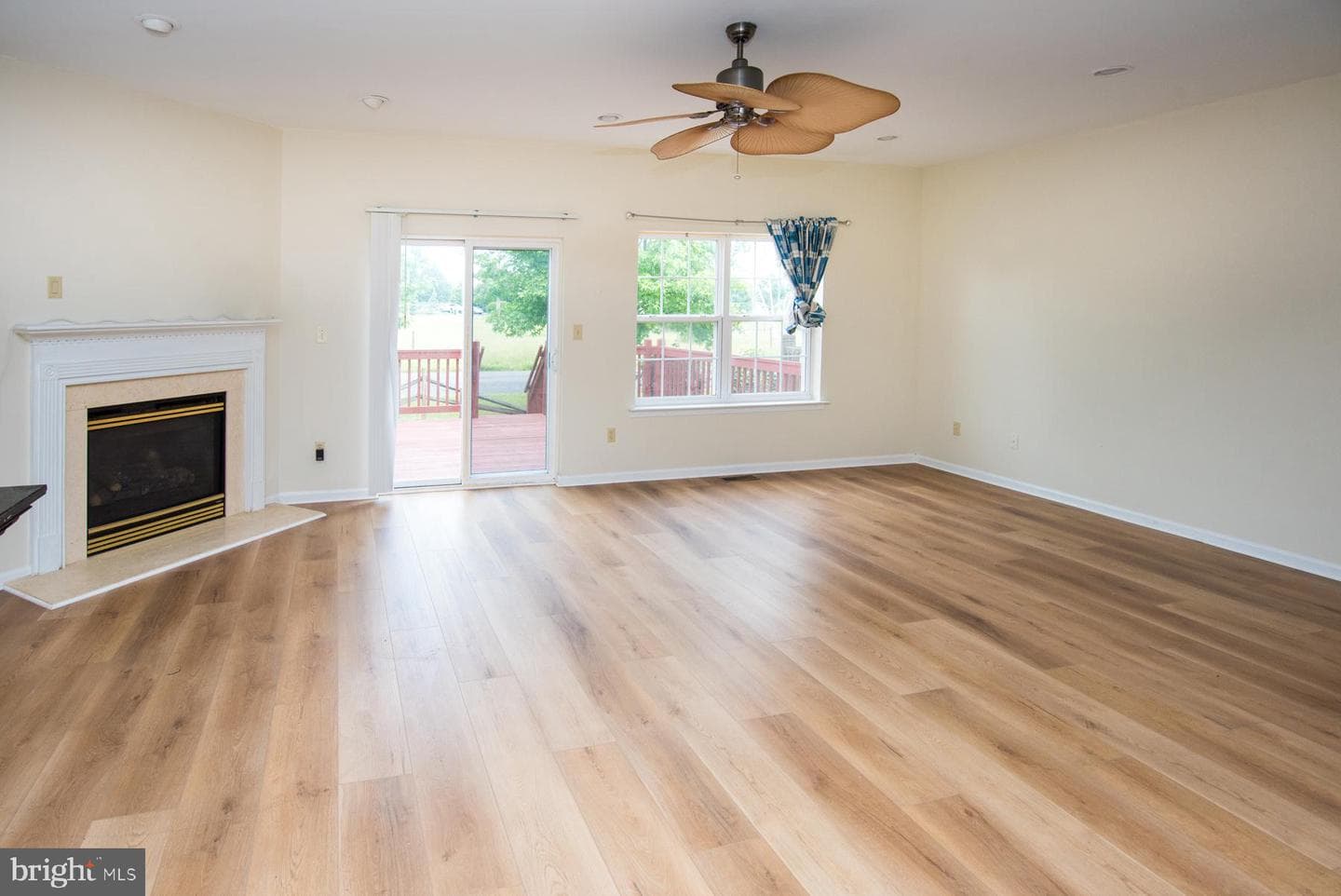 4009 Hoffman Court photo 2