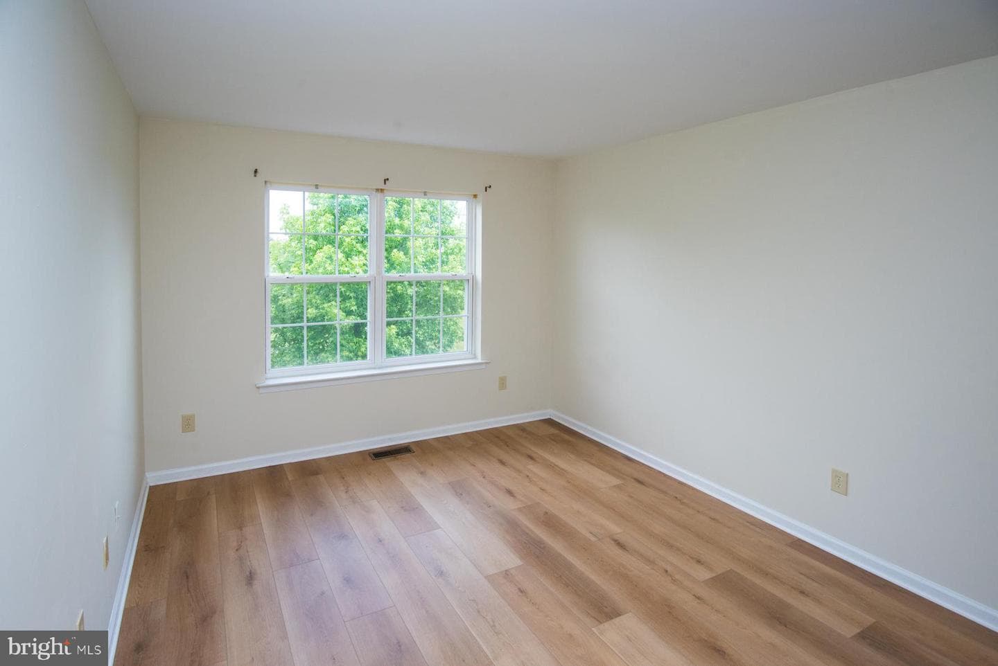4009 Hoffman Court photo 20